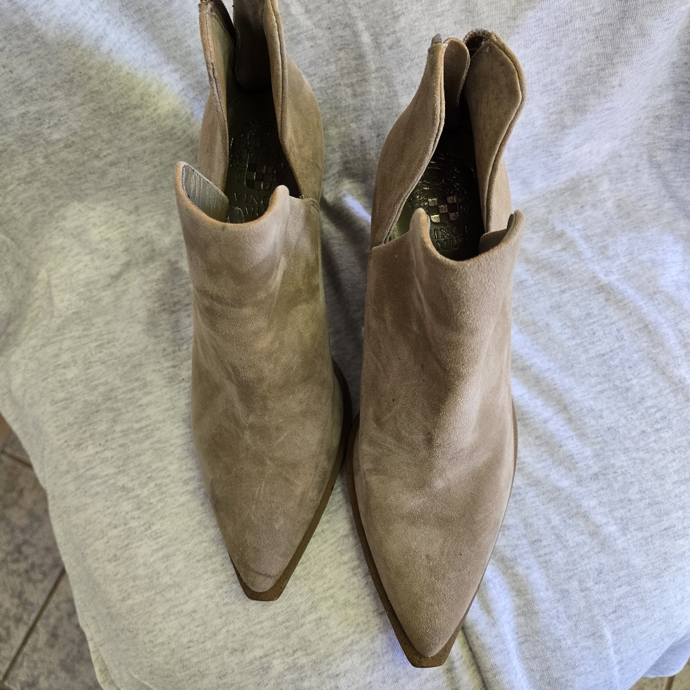 Vince Camuto GIGIETTA BOOTIE Size 7.5 - Picture 9 of 11